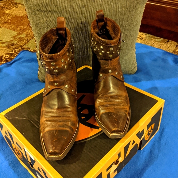 Ariat Western ankle boots - Picture 1 of 3